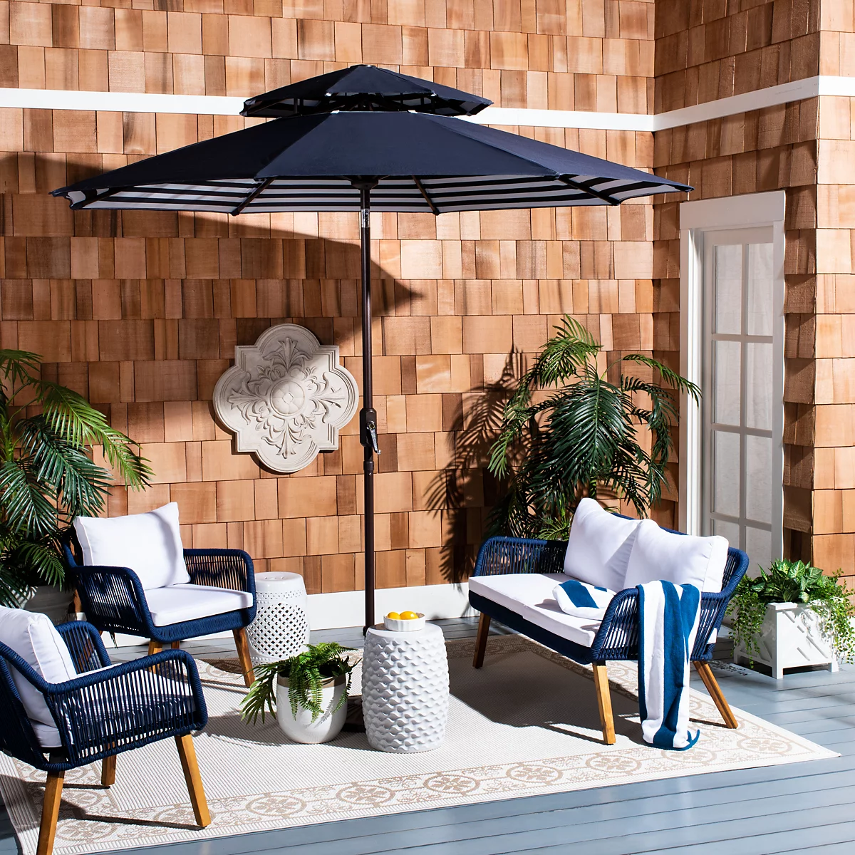 Safavieh Athens 9 Ft Tabletop Umbrella NAVY WHITE